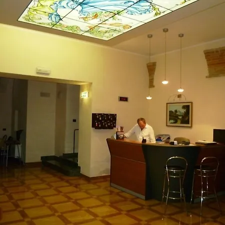 Santa Chiara 3*