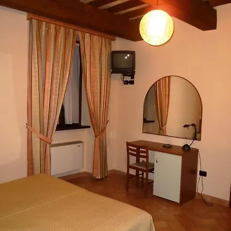 Hotell Santa Chiara SantʼAngelo in Vado